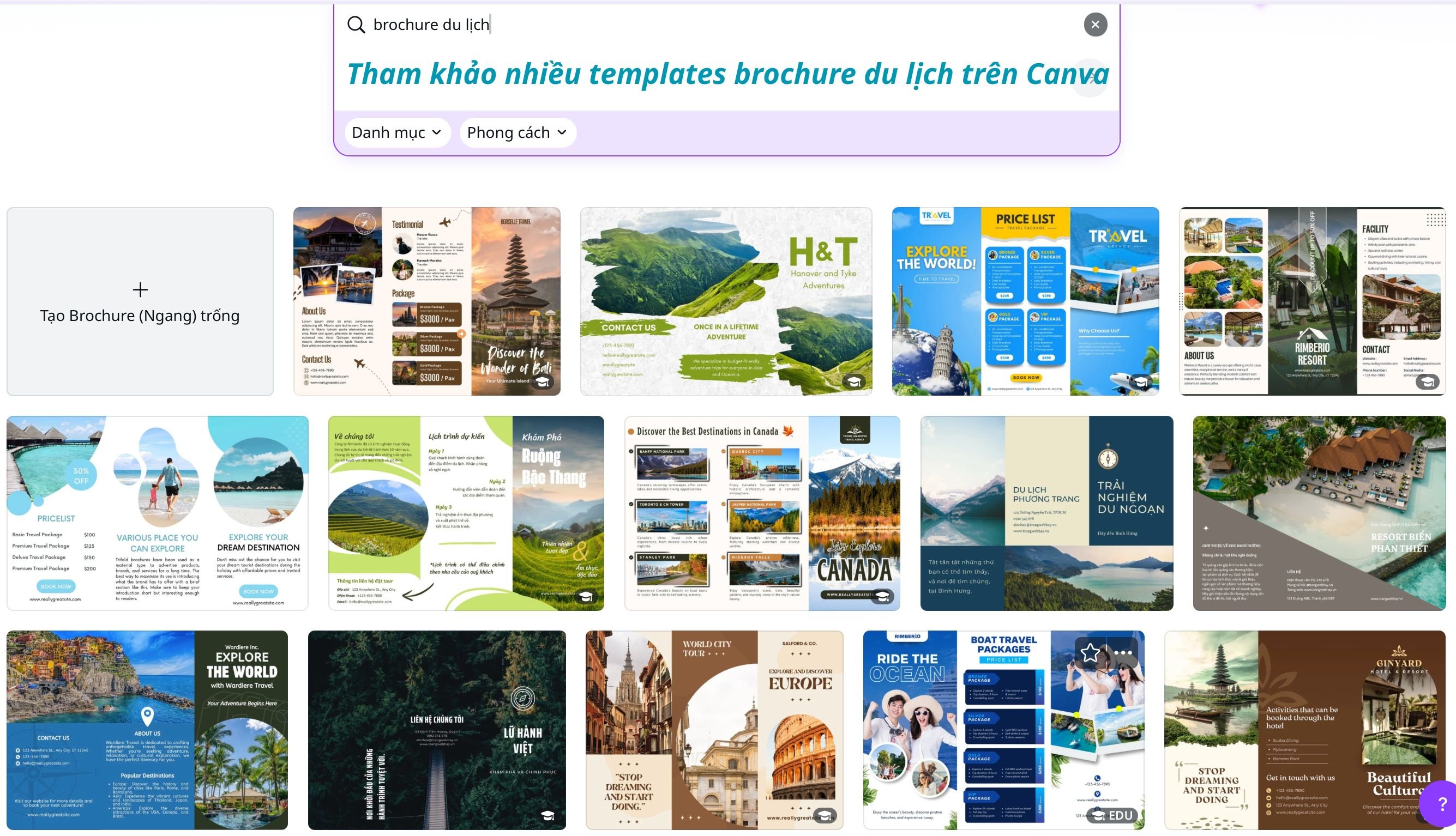 Tham khảo nhiều templates brochure du lịch trên Canva